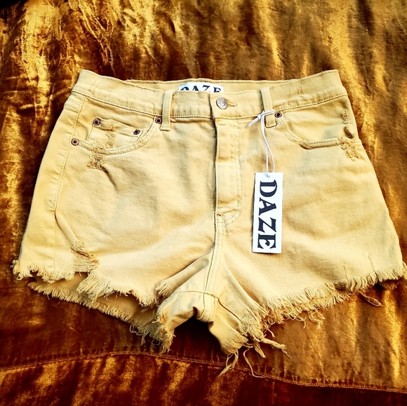 Daze | Shorts | Daze Golden Hour 
